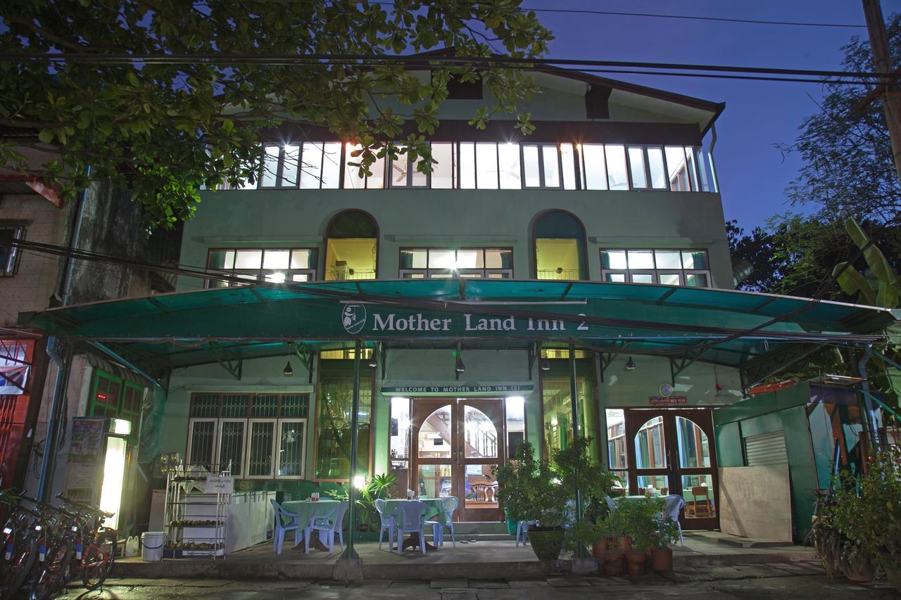 Mother Land Inn 2 Yangon Esterno foto